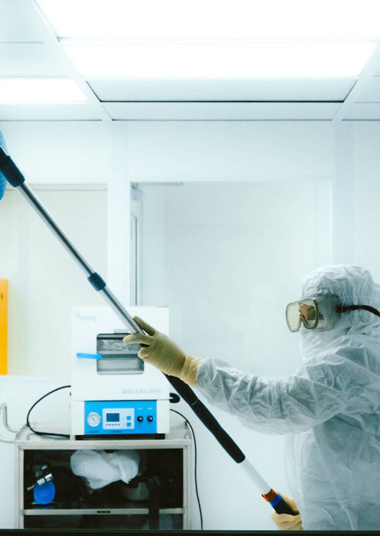 Cleanroom and medical cleaning services in Phoenix